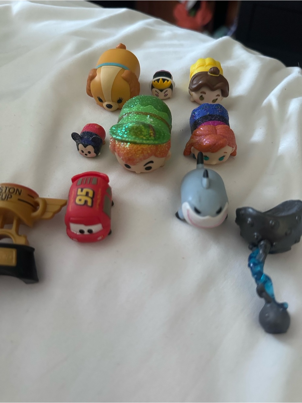 Disney Tsum Tsum Mini Character Toy Set - Assorted Colors